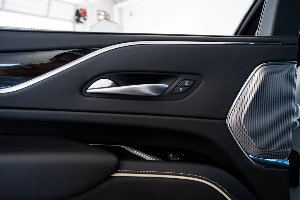 Cadillac Escalade photo 46
