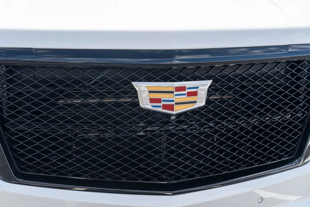 Cadillac Escalade photo 6