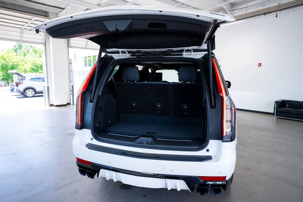 Cadillac Escalade photo 54
