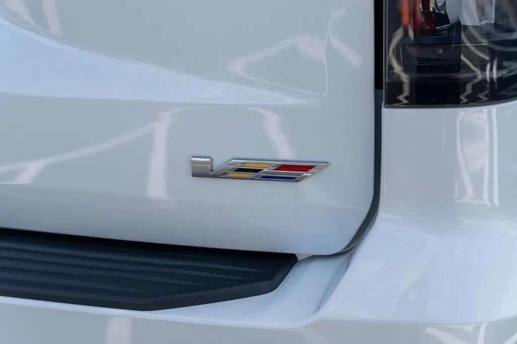 Cadillac Escalade photo 14
