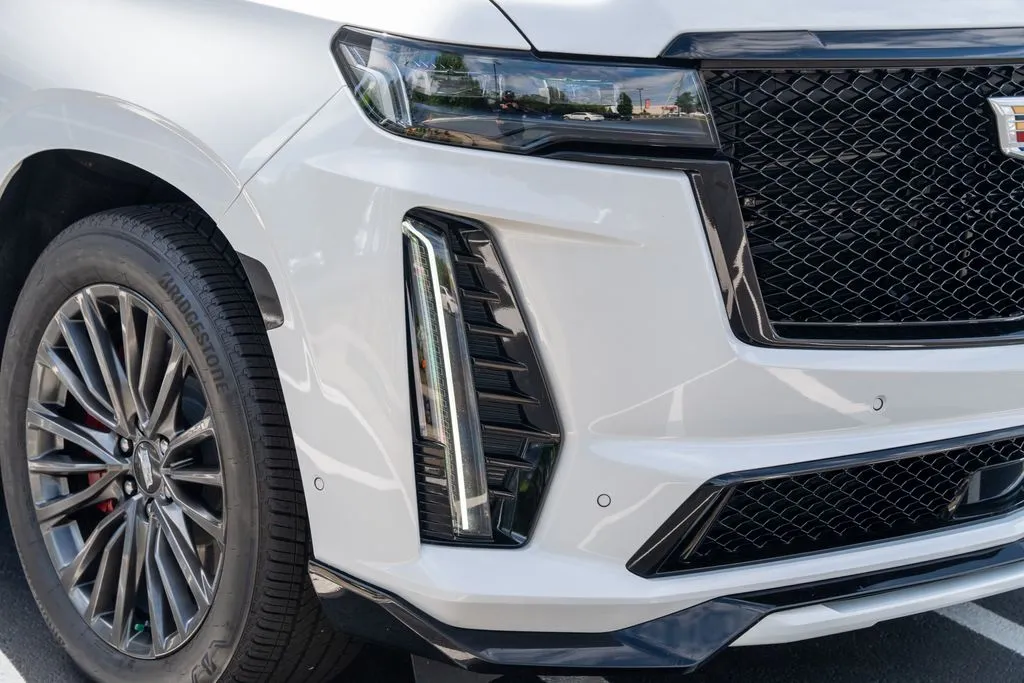 Cadillac Escalade photo 8