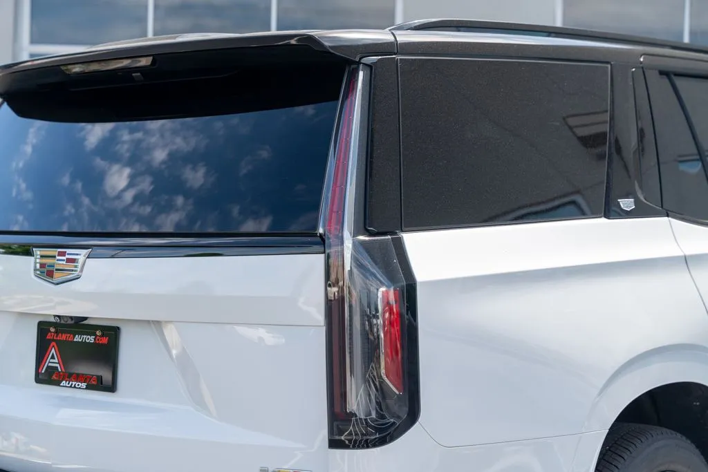 Cadillac Escalade photo 13
