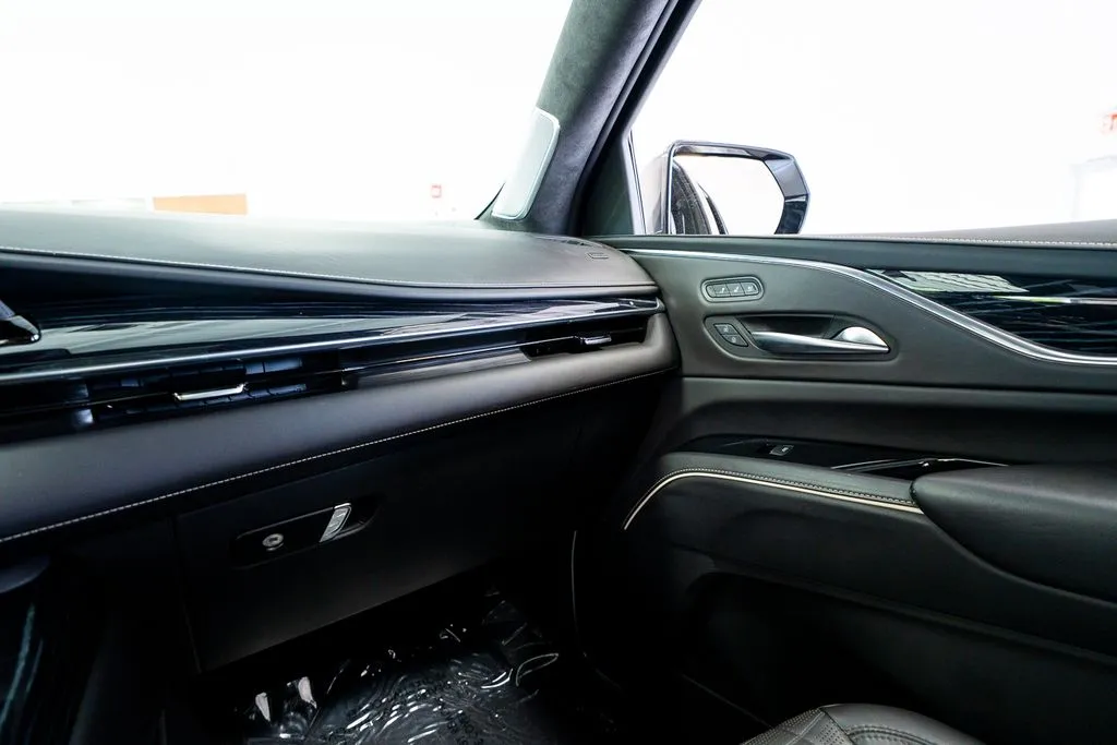 Cadillac Escalade photo 44