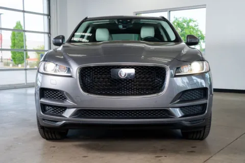 More photos of 2019 Jaguar F-PACE 25t Prestige at Atlanta Autos, GA