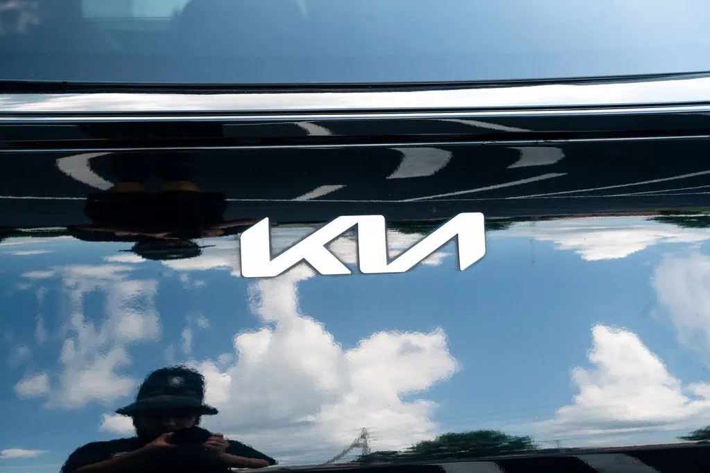 Kia Sportage photo 16