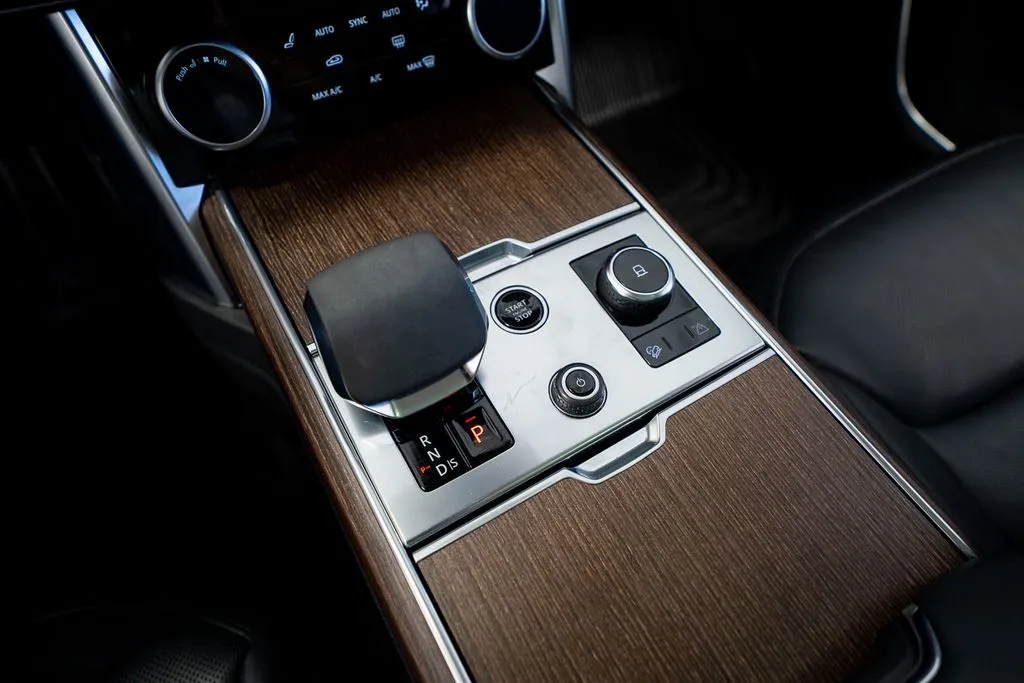 Land Rover Range Rover photo 41