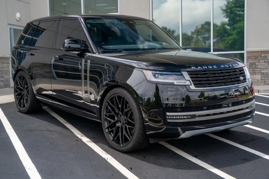 Land Rover Range Rover photo 8