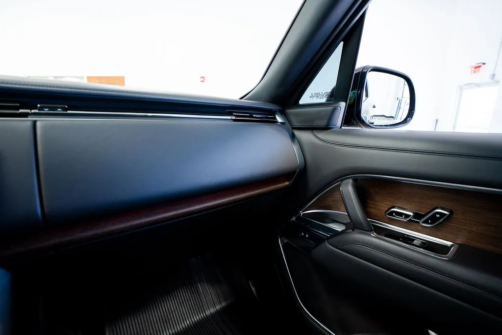 Land Rover Range Rover photo 42