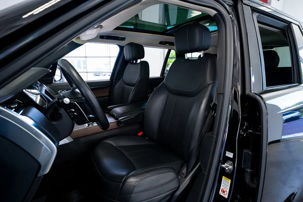 Land Rover Range Rover photo 31