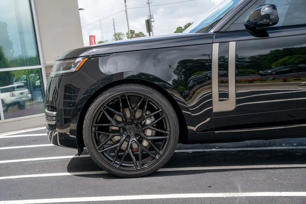 Land Rover Range Rover photo 22