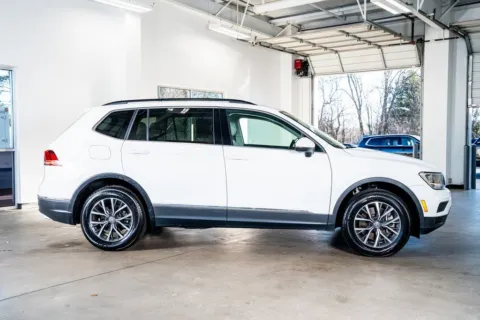 More photos of 2020 Volkswagen Tiguan 2.0T SE at Atlanta Autos, GA