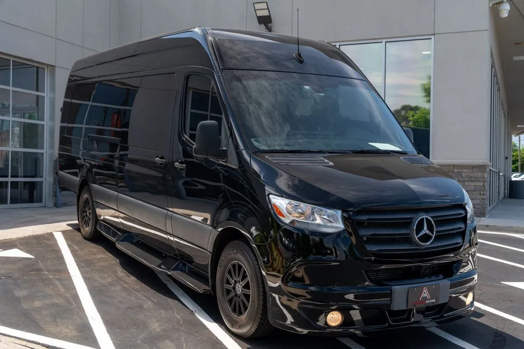 Mercedes-Benz Sprinter 2500 photo 8