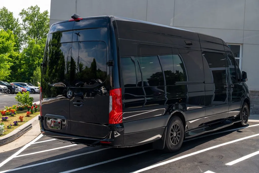 Mercedes-Benz Sprinter 2500 photo 12
