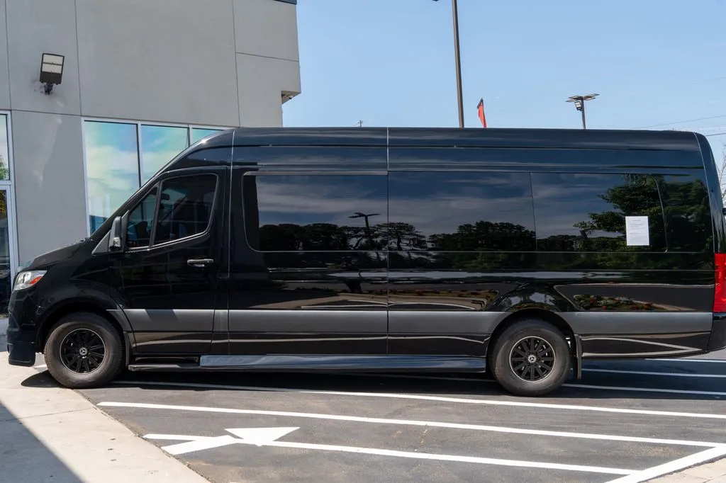 Mercedes-Benz Sprinter 2500 photo 17