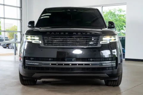 More photos of 2024 Land Rover Range Rover SE at Atlanta Autos, GA