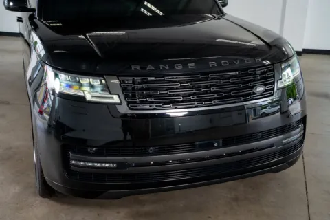More photos of 2024 Land Rover Range Rover SE at Atlanta Autos, GA