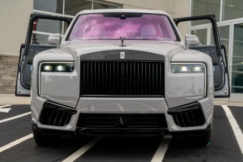 More photos of 2025 Rolls-Royce Cullinan at Atlanta Autos, GA