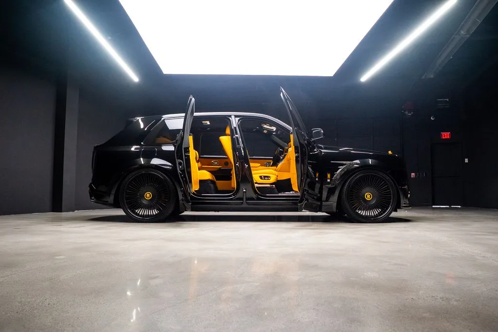 Rolls-Royce Cullinan photo 16