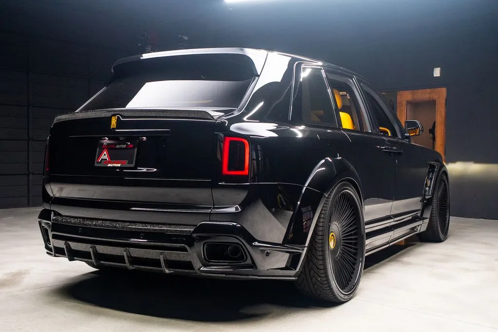 Rolls-Royce Cullinan photo 26