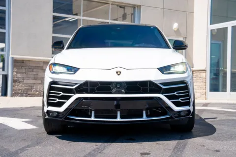 More photos of 2022 Lamborghini Urus at Atlanta Autos, GA