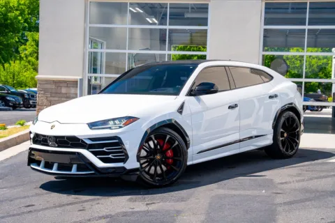 Photos of 2022 Lamborghini Urus for sale in Marietta, GA at Atlanta Autos