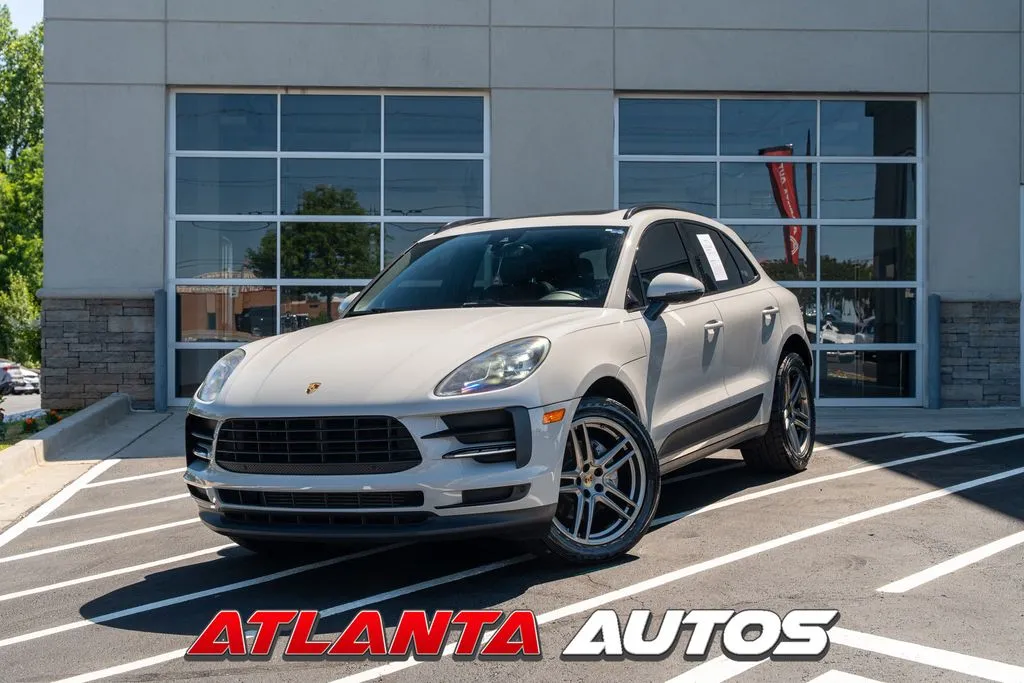 2020 Porsche Macan -'s photo