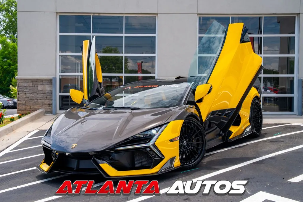 2024 Lamborghini Revuelto 6.5 DCT 4WD's photo