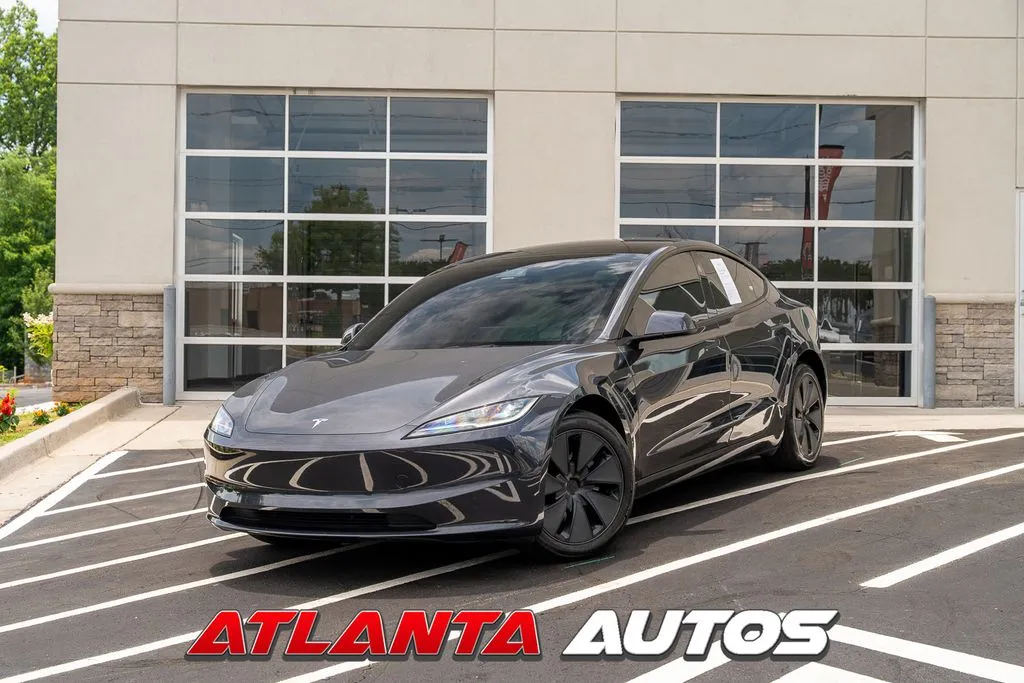 2025 Tesla Model 3's photo