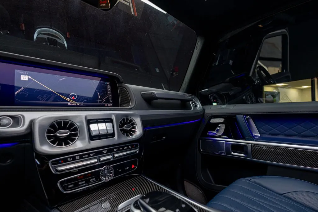 Mercedes-Benz G-Class photo 56