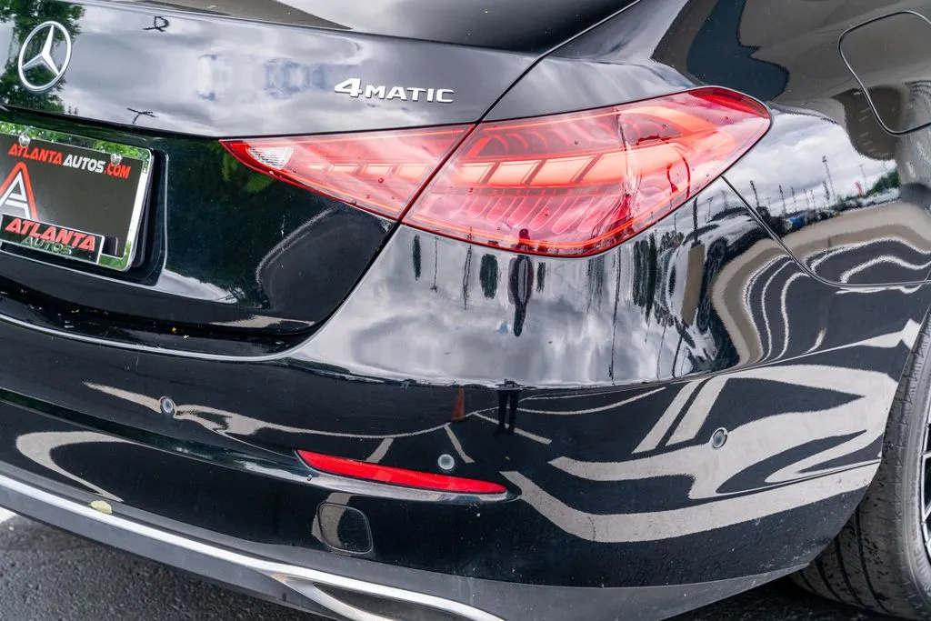 Mercedes-Benz C-Class photo 14