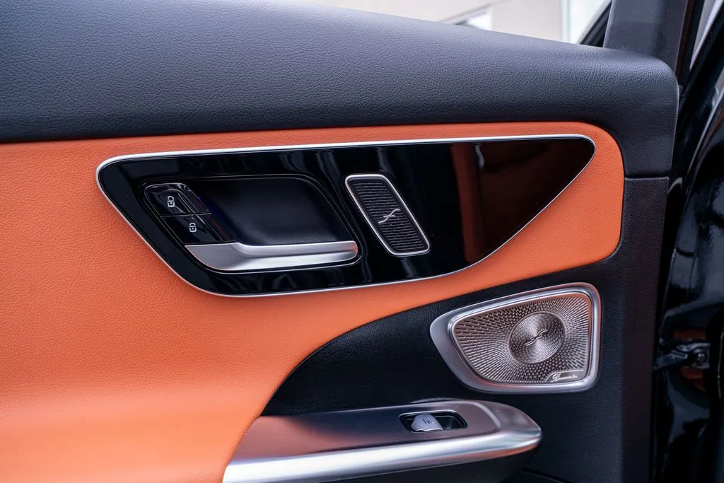 Mercedes-Benz C-Class photo 50