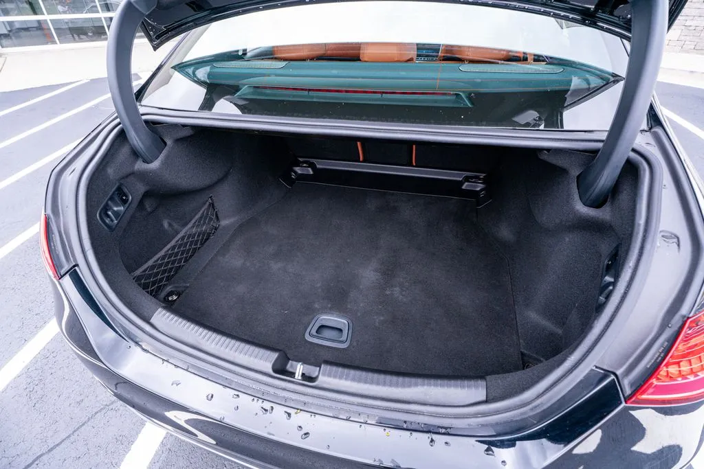 Mercedes-Benz C-Class photo 57
