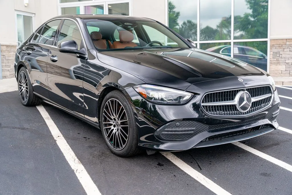 Mercedes-Benz C-Class photo 8