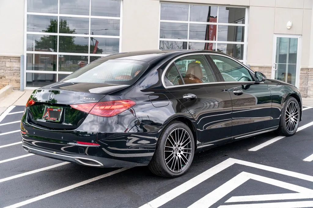 Mercedes-Benz C-Class photo 13