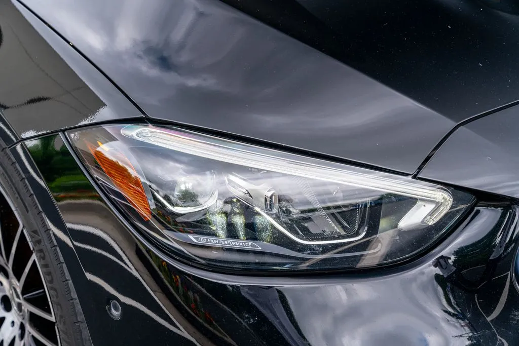 Mercedes-Benz C-Class photo 10