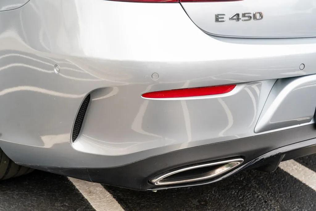 Mercedes-Benz E-Class photo 22