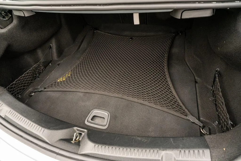 Mercedes-Benz E-Class photo 50
