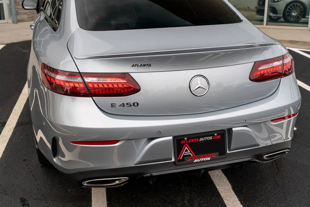 Mercedes-Benz E-Class photo 18