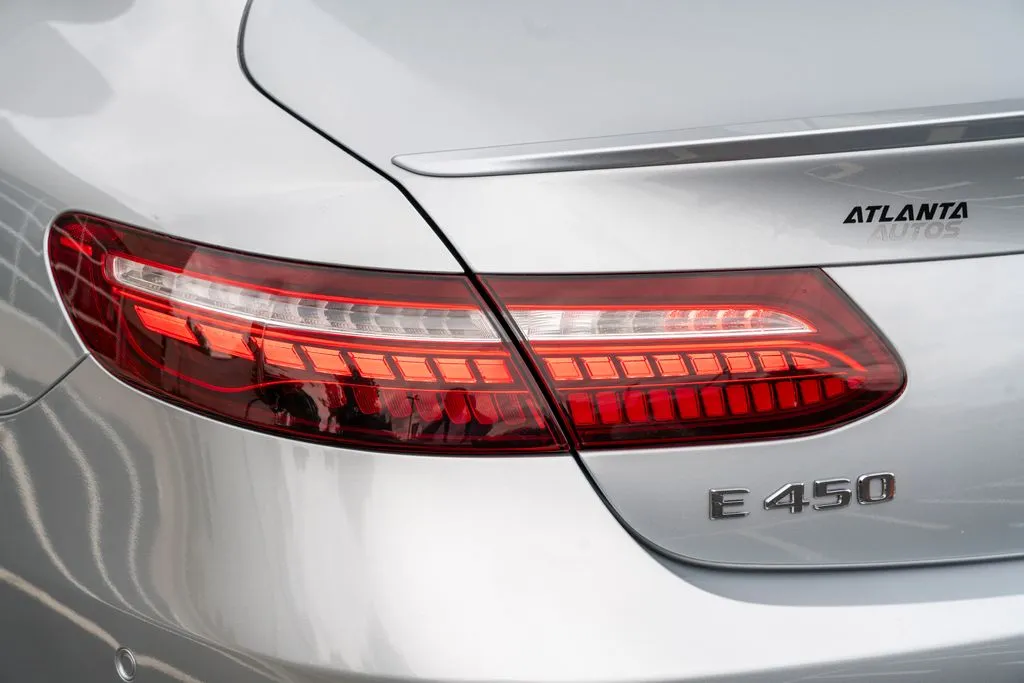 Mercedes-Benz E-Class photo 21