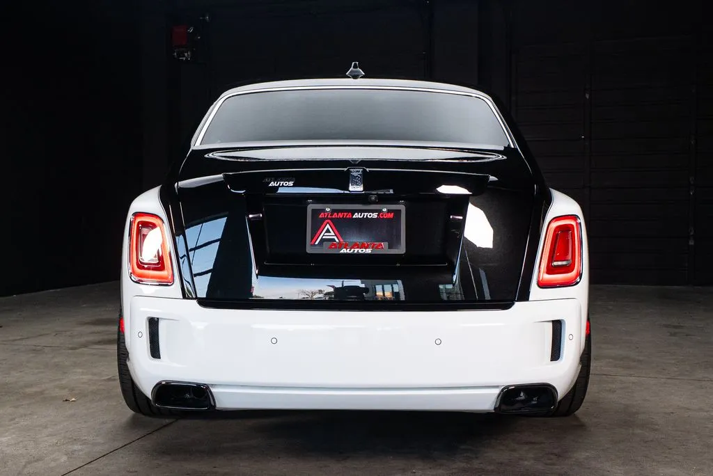 Rolls-Royce Phantom photo 24