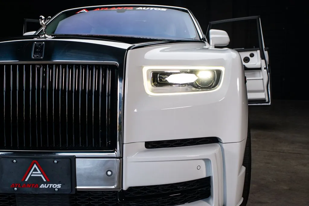 Rolls-Royce Phantom photo 6