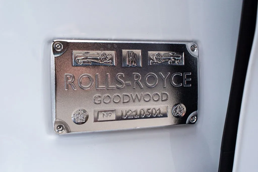 Rolls-Royce Phantom photo 66