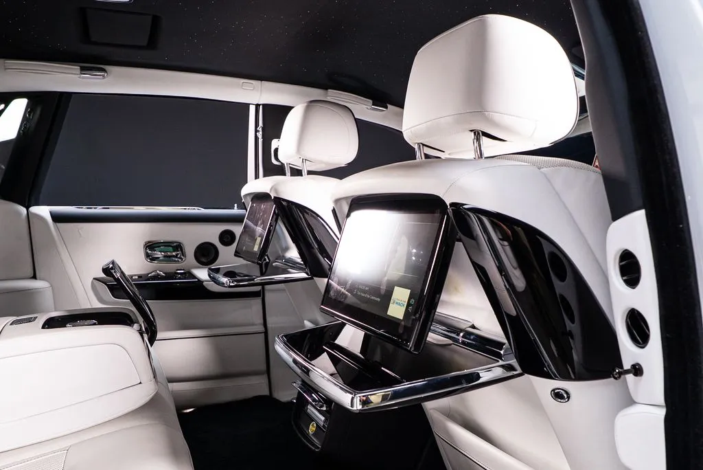 Rolls-Royce Phantom photo 58