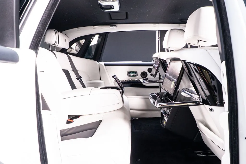 Rolls-Royce Phantom photo 59