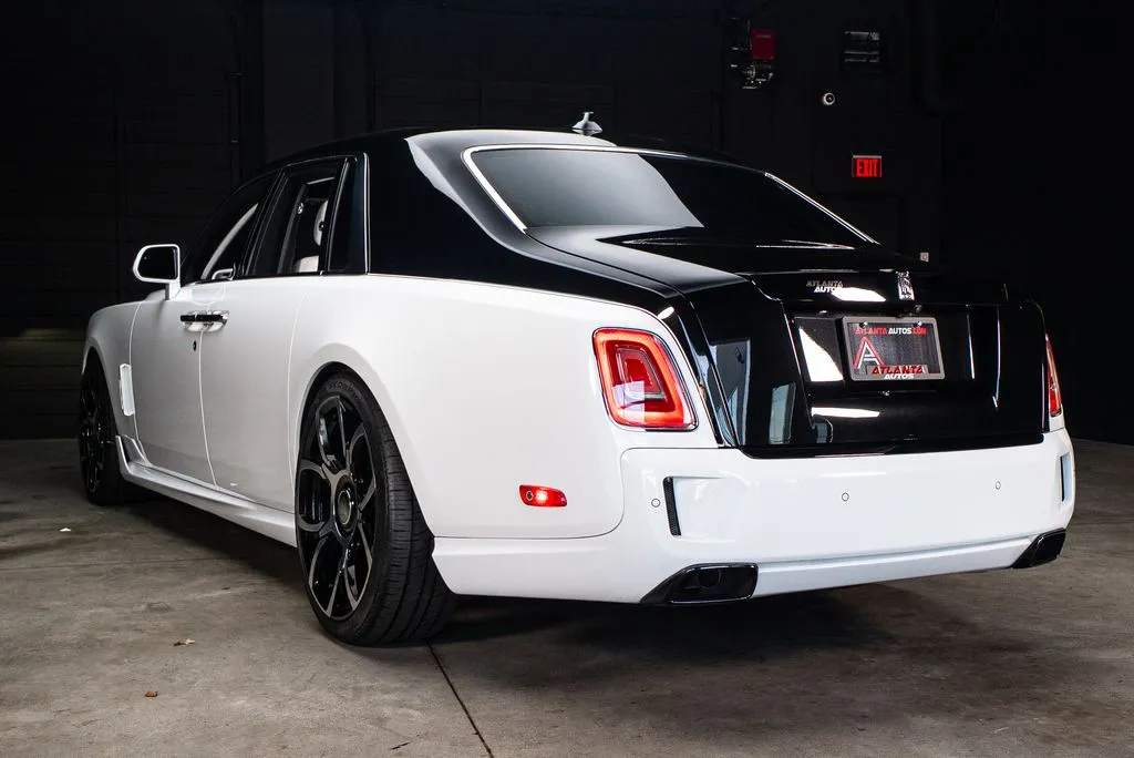 Rolls-Royce Phantom photo 26