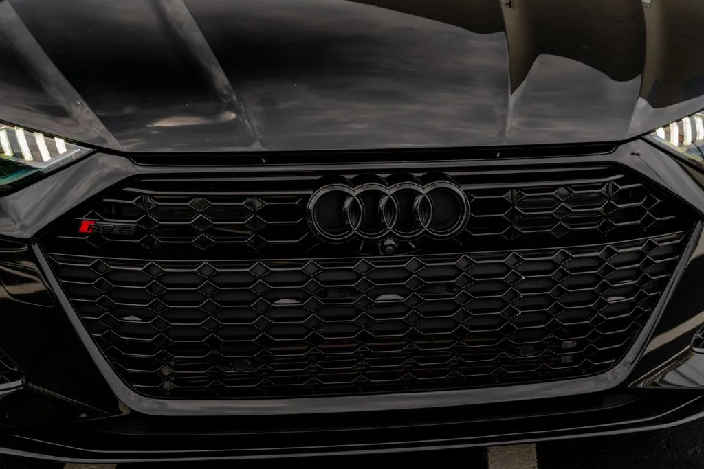 Audi RS 6 photo 6