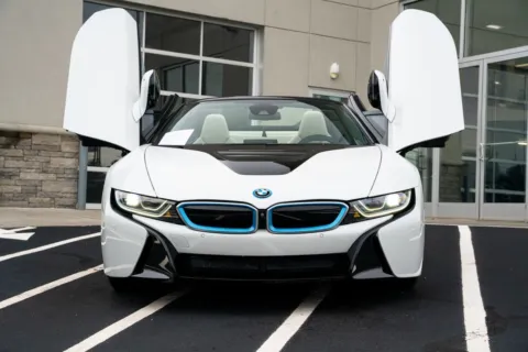 More photos of 2019 BMW i8 at Atlanta Autos, GA