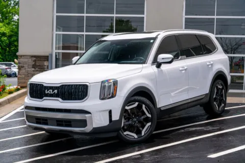 Photos of 2024 Kia Telluride EX for sale in Marietta, GA at Atlanta Autos