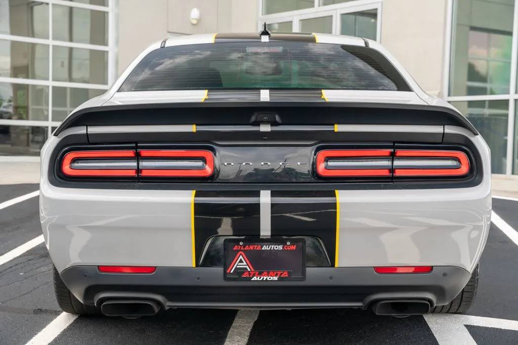 2021 Dodge Challenger SRT - Photo 17