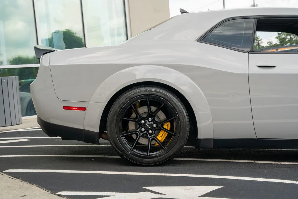 2021 Dodge Challenger SRT - Photo 13
